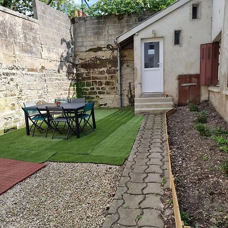 L Essentiel Gite Pour 6 Personnes Sireuil  Exterior photo